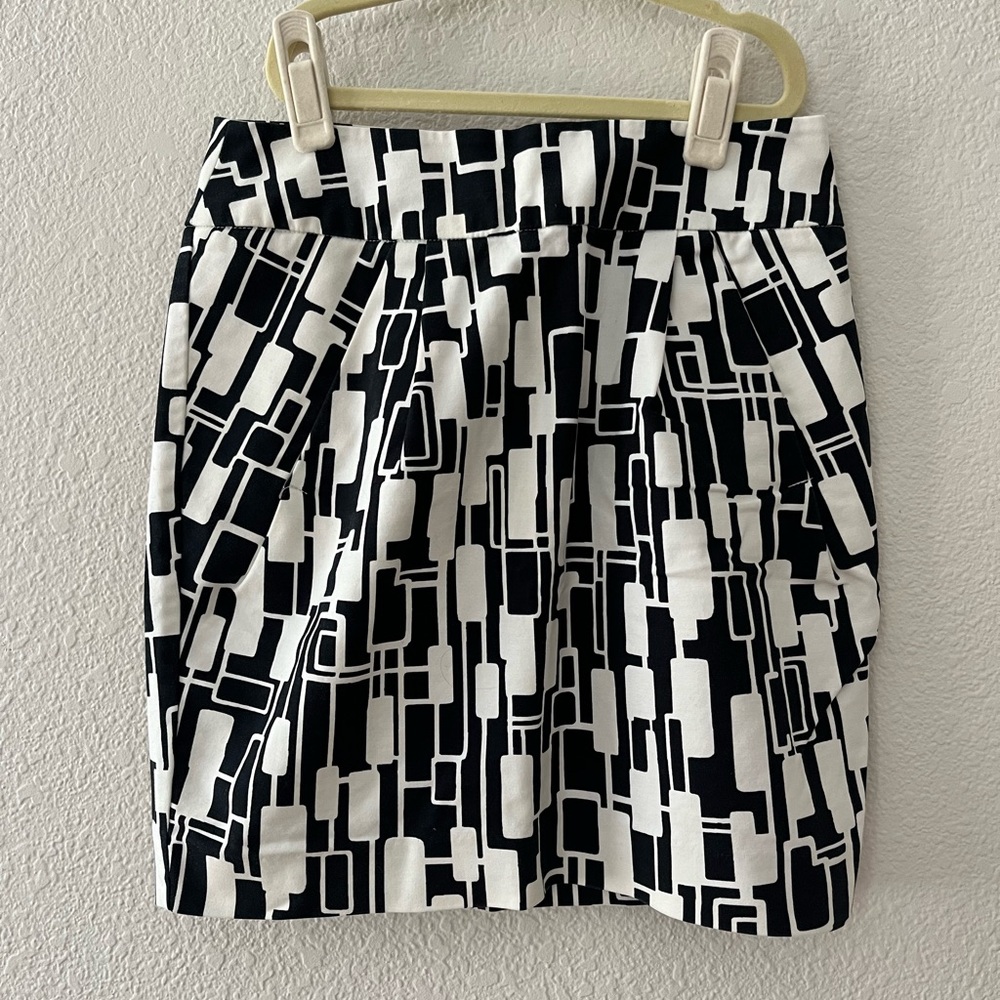 High waisted skirt size small